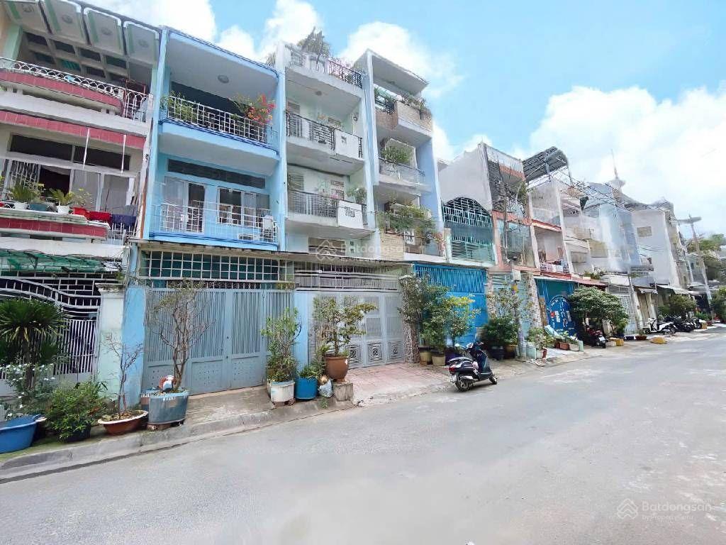 Kèo thơm, nhà 3 tầng đường an dương vương, ngay võ văn kiệt, bình tân, hẻm 8m thông 4x17 giá chỉ 6