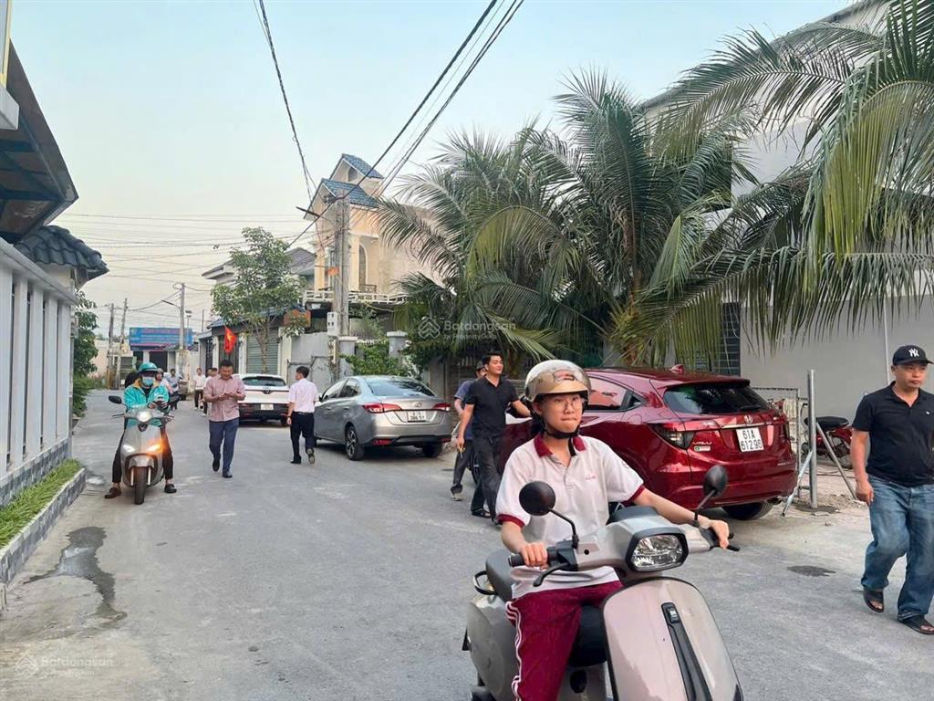 Bán đất phú mỹ mặt tiền dx 08 sát bên trường lái gần trung tâm thành phố mới