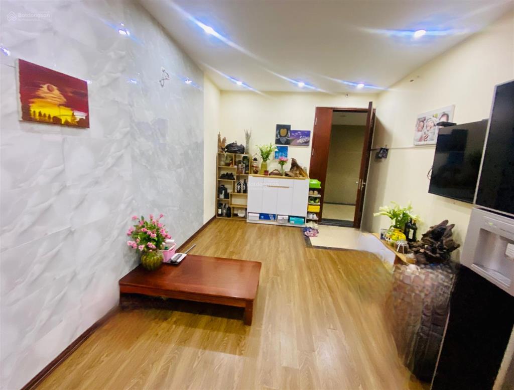 Chính chủ cần bán căn hộ chung cư 2 phòng ngủ để thu hồi vốn chuyển nhà đi làm kinh tế tỉnh ngoài