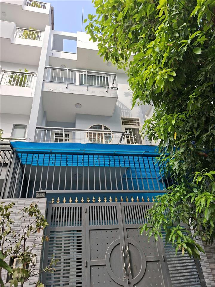 Nhà bán trệt,lửng,3 lầu+ sân thượng5pn 5 x 17mặt tiền 12m kdc greenlife 13c xã bình hưng mới