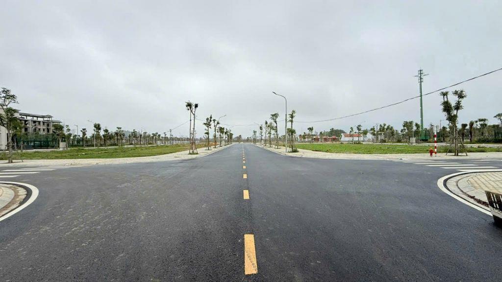 Cần bán lô đất đẹp Khu đô thị Nam Ngạn, Phường Hàm Rồng, Thành phố Thanh Hóa giá tốt nhất