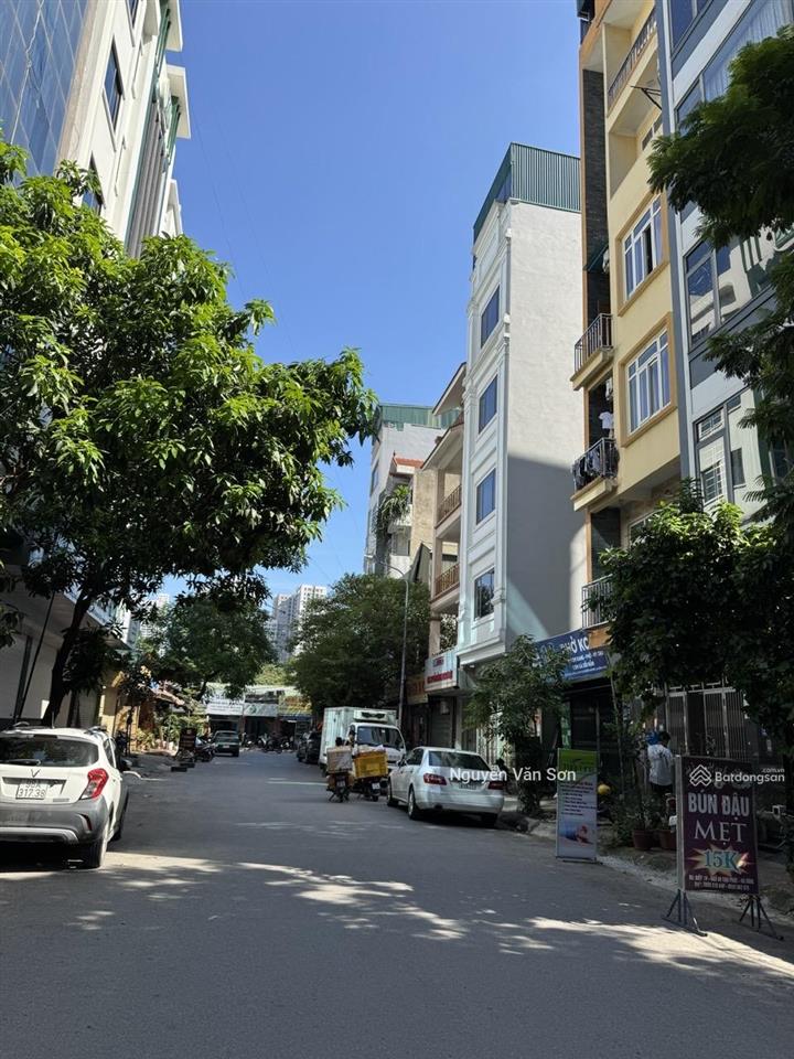 Bán gấp đất đấu giá vạn phúc, hà đông. dt 80m2 đường 18m kinh doanh xây full 9 tầng. giá hơn 24 tỷ