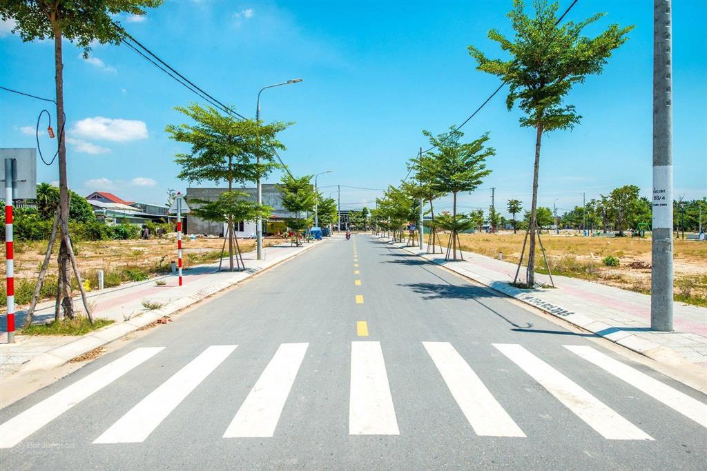 Chỉ với 1,039 tỷ/100m2 sở hữu đất nền ngay khu sĩ quan cao cấp tp mới đồng nai, có sổ sẵn, xd tự do