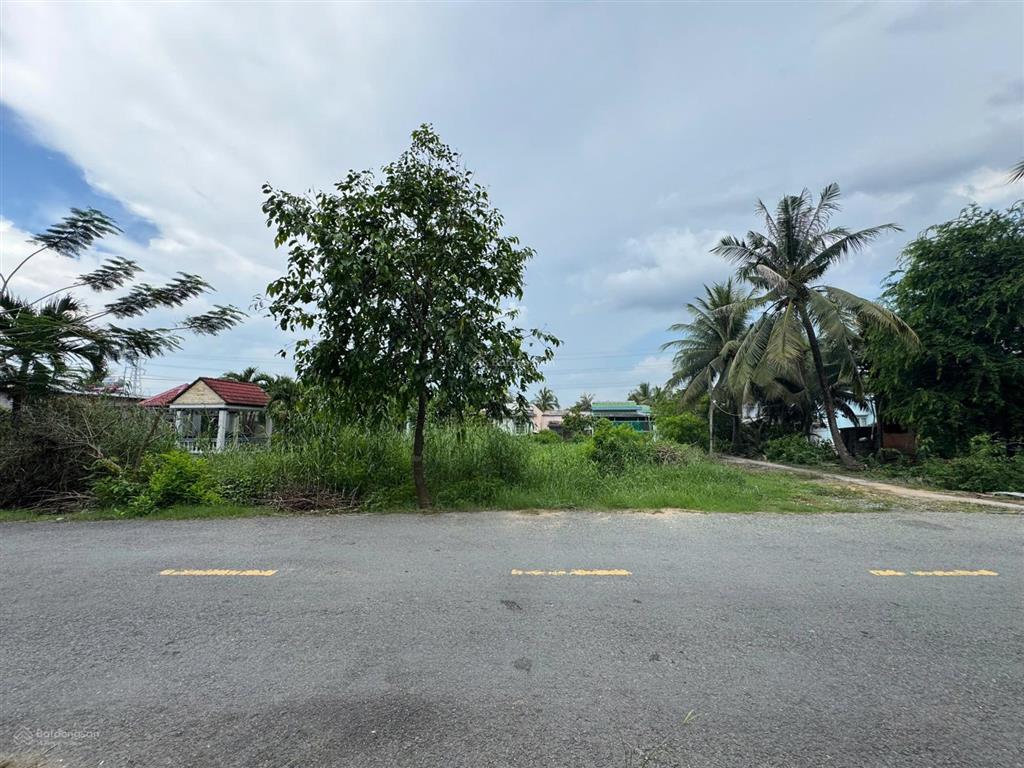 Cần bán đất giá 1,65 tỷ, đường nguyễn huỳnh đức, khánh hậu, long an, 175m2, shr, đường nhựa 10m