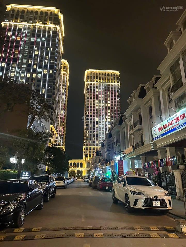 Phú thượng, tây hồ, mặt phố, vỉa hè, kinh doanh, ô tô đỗ, 130m2, mặt tiền 5m, 23 tỷ có tl