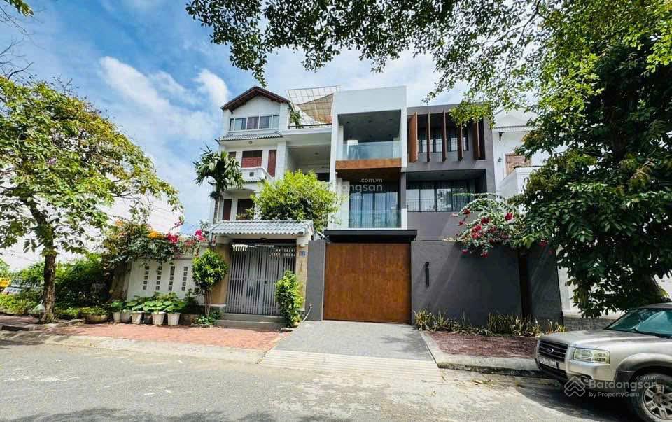 Chính chủ bán gấp biệt thự nam long trần trọng cung 197.5m2, giá 26tỷ full, 0901 424 *** mr.sơn