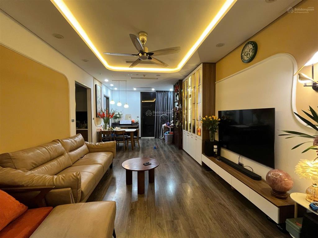 Chính chủ bán căn 3n full nội thất xịn sò tầng 11 chung cư phc 158 nguyễn sơn 0902 248 *** giá 9,4tỷ