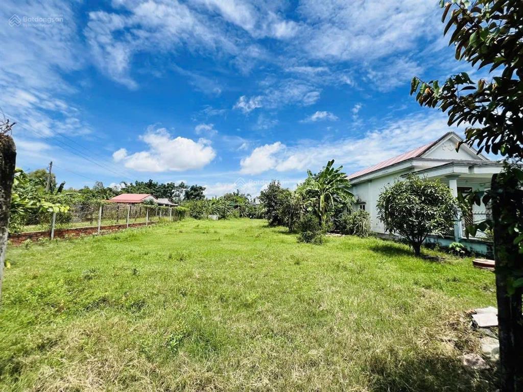 Bán đất ở nở hậu, ngang 8,7m full thổ 460,7m2 củ chi 3,2 tỷ thương lượng