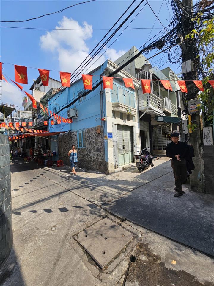 Thanh lý nhà 2t 55m² hxh ngang 5,3m rộng thoáng.