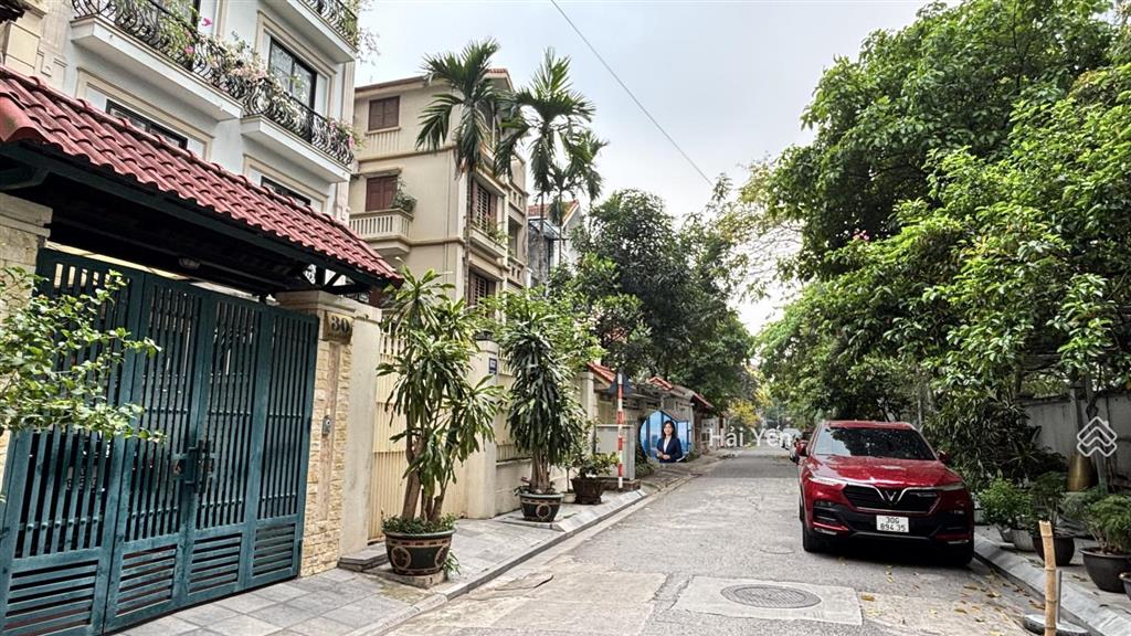 Chính chủ bán biệt thự trung tâm mỹ đình 2, đường bùi xuân phái 200m2 55 tỷ