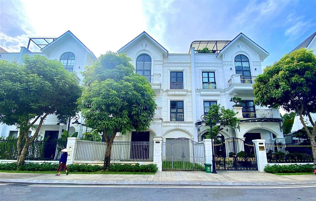 Song lập san hô 150m2 gần công viên, gần hồ 24,5ha giá tốt san hô vinhomes ocp1 gia lâm