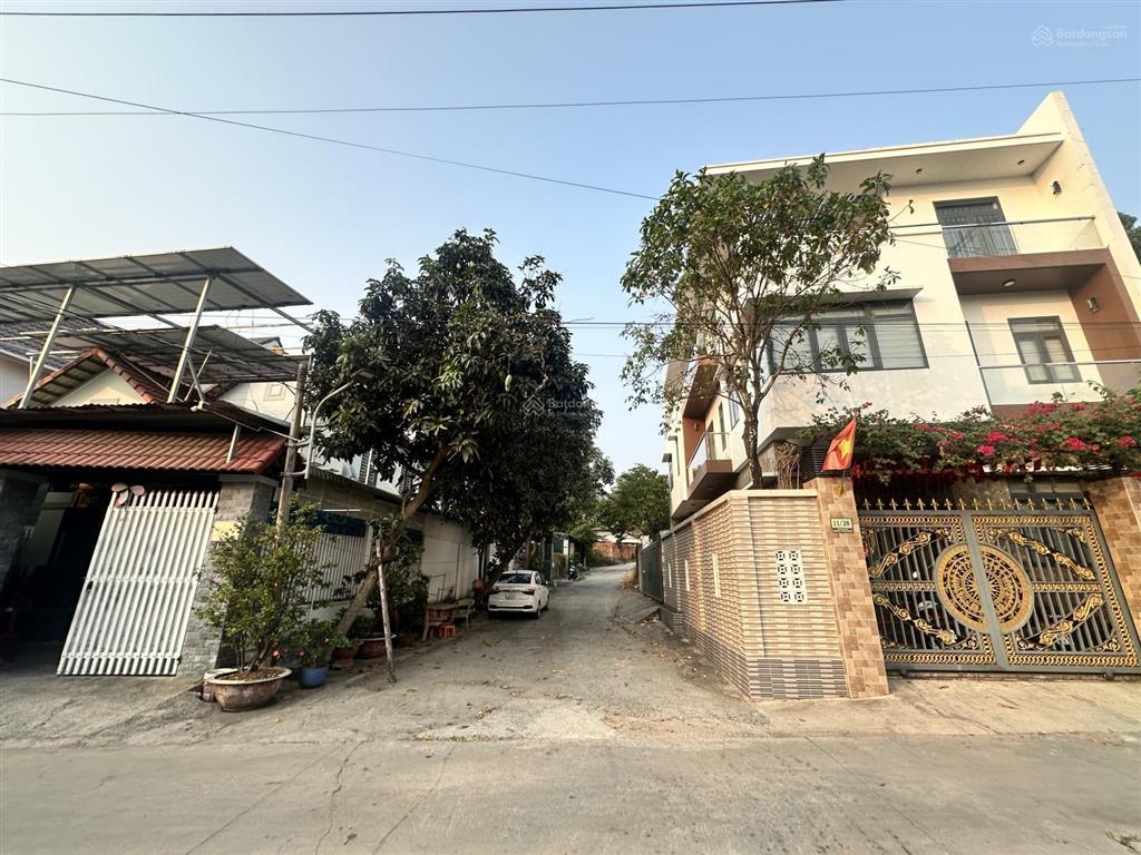 Bán đất 10x20m thổ cư 160m2 gần bệnh viện 512g, cách ngã 5 hầm chui phước kiến 100m, giá cực ngộp