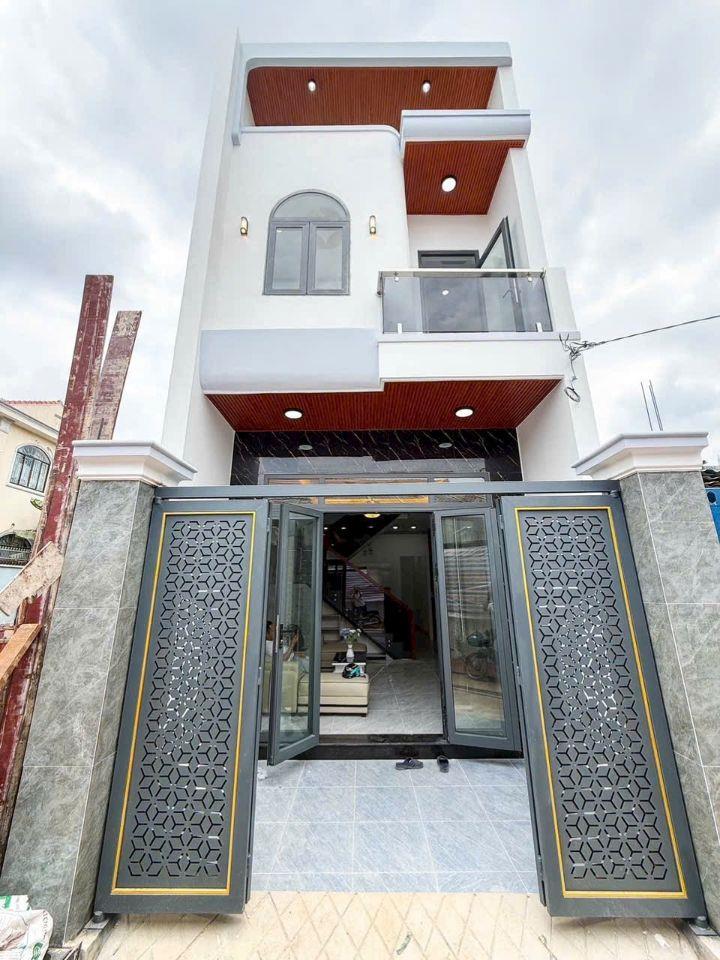 Nhà mới xây sr hoàn công 3.45 tỷ _61 m2_1 lầu 1 trệt sát đường Nguyễn Tri Phương