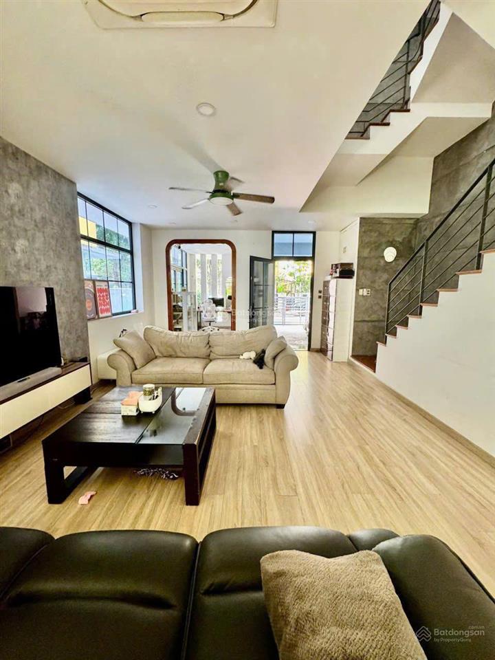 Bán biệt thự kdc khang điền 200m² ngay đỗ xuân hợp ra global chỉ 1km