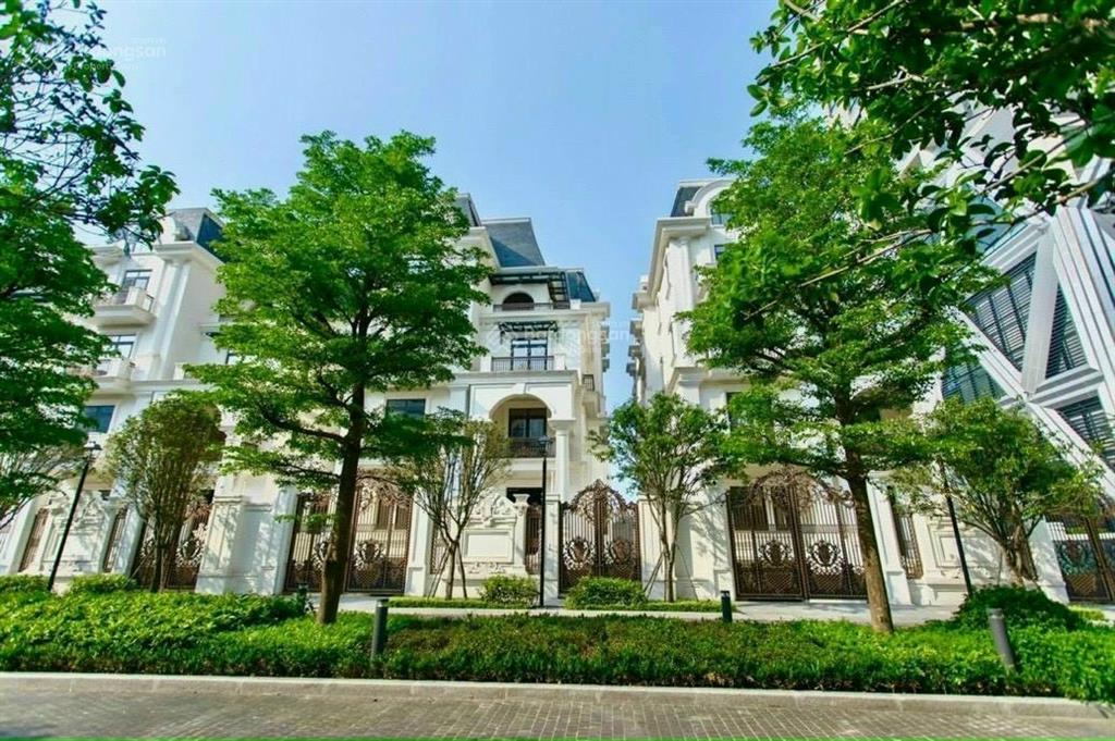 Chủ thiện chí bán căn bt đơn lập 4 mặt thoáng 306.6m2. mt 15m. có hầm và thang máy. giá đầu tư