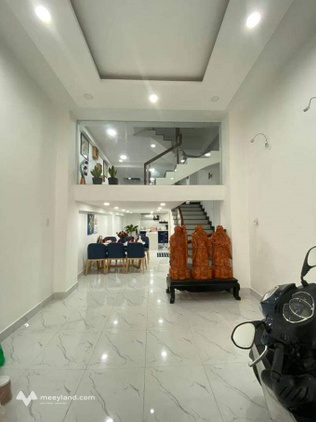 Nhà mặt tiền kinh doanh Thích Quảng Đức, phường 4, Phú Nhuận, 61m², 5 tầng, sang, xịn mịn