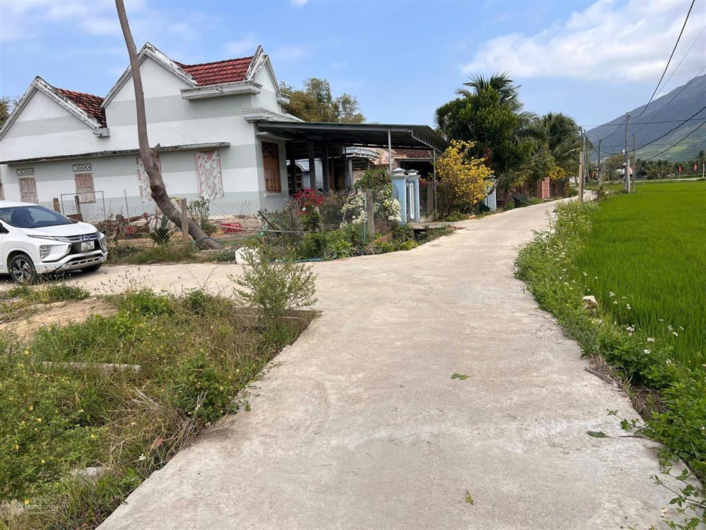 Bán đất thổ cư phường ninh hòa tdp phú diêm 84m2 sổ hồng riêng giá đầu tư
