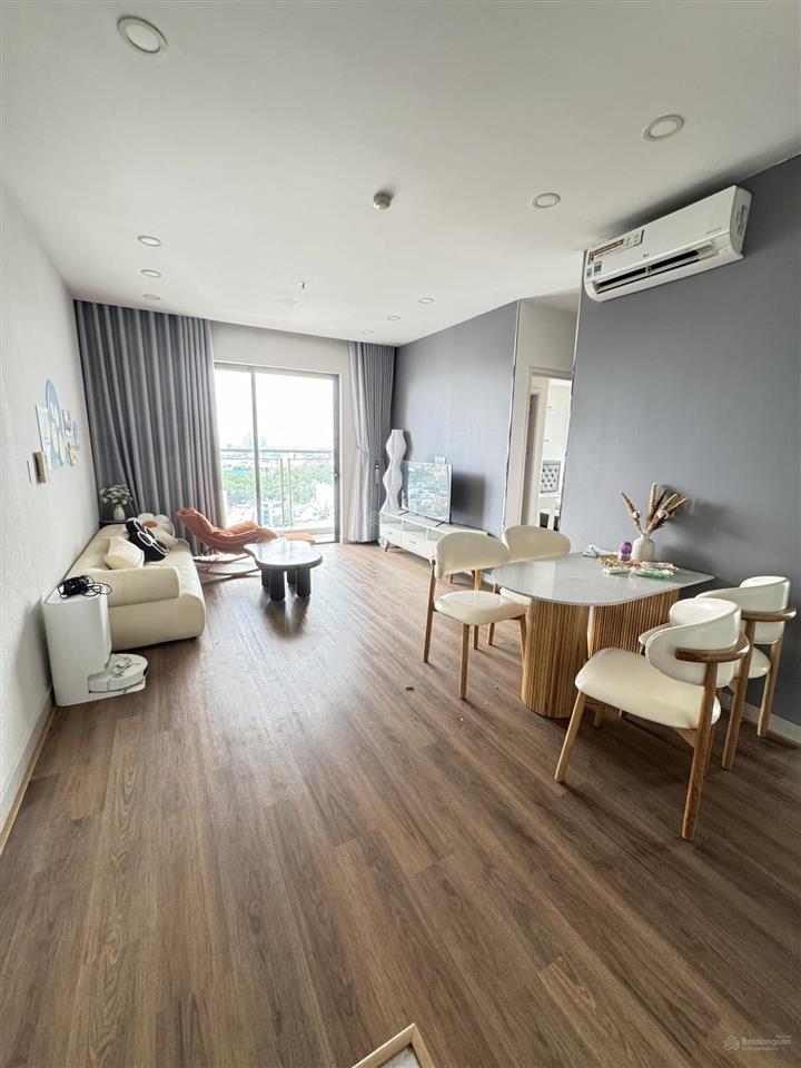 Bán compass one 78m2, 2pn, 2wc, giá 2,2 tỷ view đông nam, sổ hồng riêng