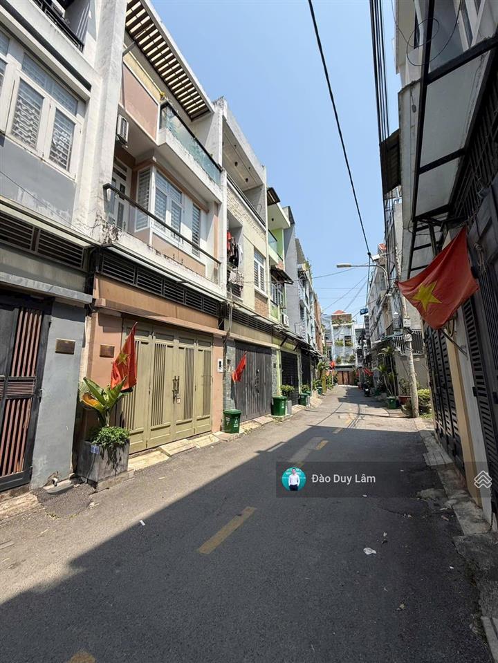 Nhà đẹp 3 tầng full nội thất khu đồng bộ ngay ủy ban phường hiệp bình chợ hiệp bình phước