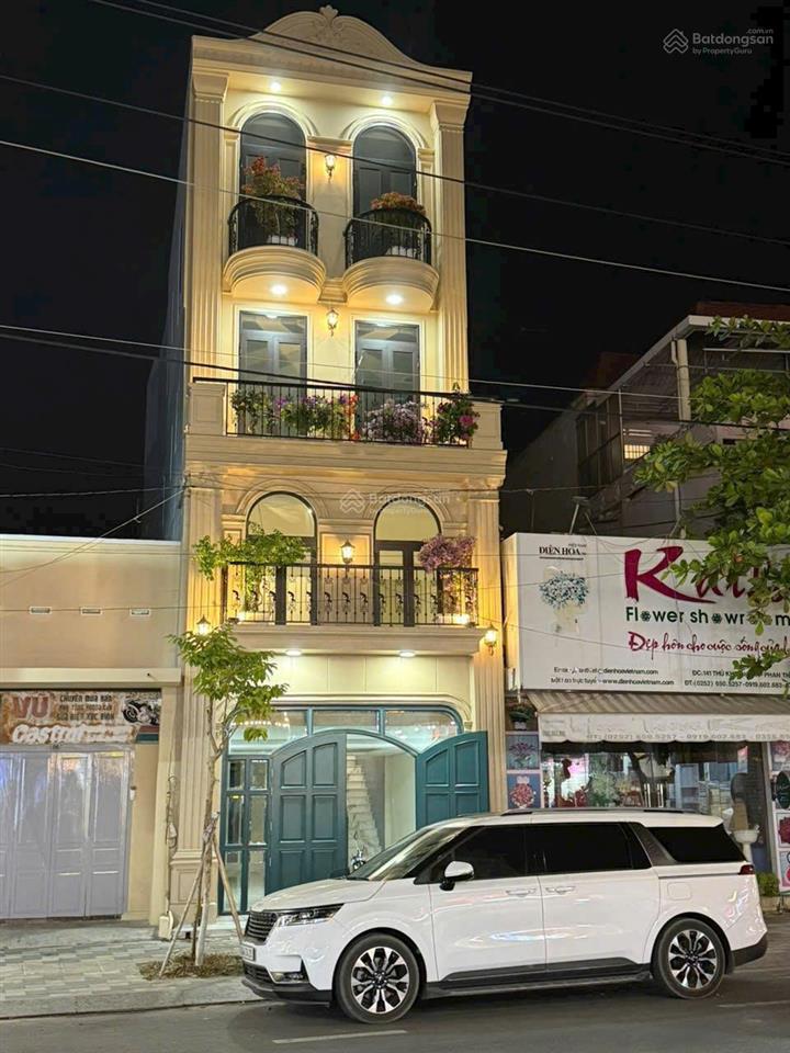 Продаётся дом, 9 спален, 90 м², Phú Thủy