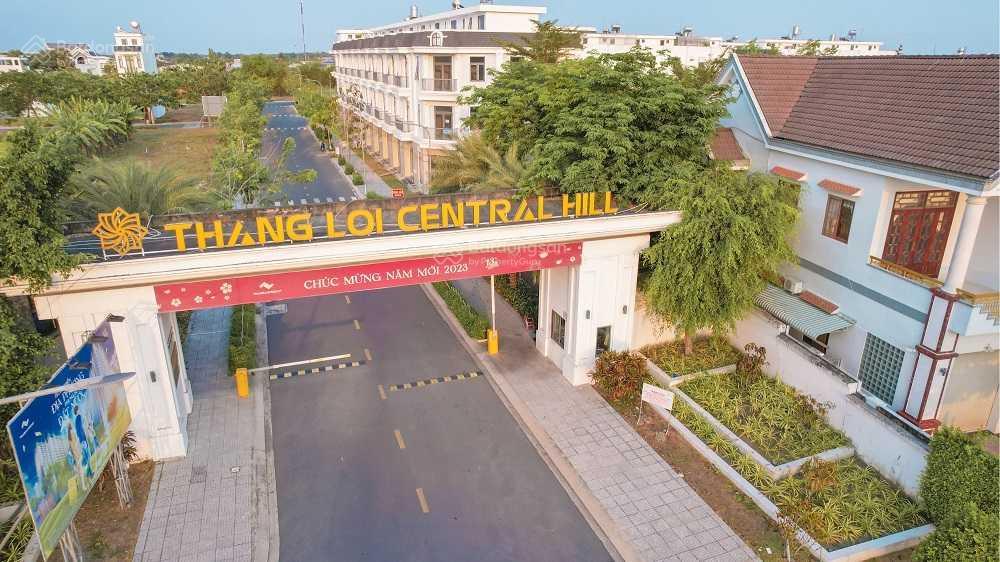 Bán gấp nhà 1 trệt 1 lầu 1 sân thượng kdc thắng lợi central hill bến lức long an chỉ 1t899