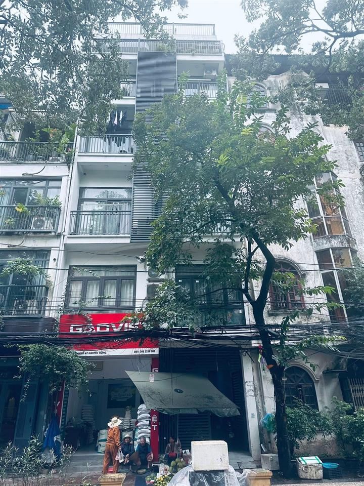 Bán nhà kbt 7,5 tầng ngõ 20 nguyên hông mb90m mt7,2m cho thuê 90tr/1