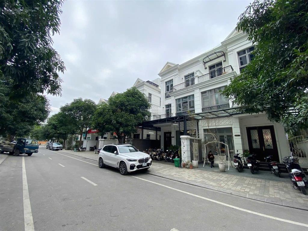 Bán biệt thự nguyệt quế vinhomes riverside lô góc 3 mt kinh doanh đỉnh 176m² chỉ 54 tỷ