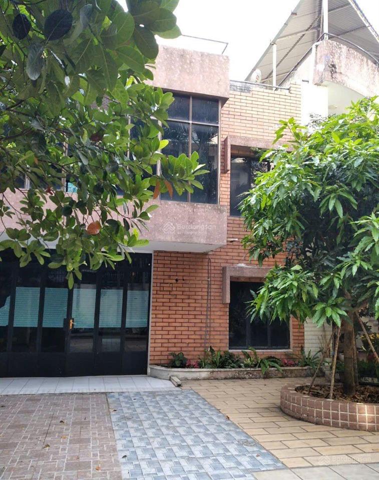 Bán đất tặng nhà hẻm ôtô tải út tịch tân bình khu vip đệ nhất khách sạn 600m. 130 tỷ tl chủ