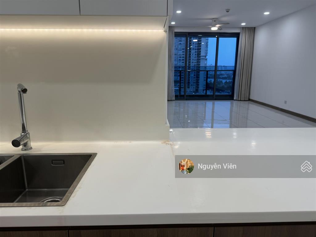Bán gấp sunwah pearl 3pn 133m² 22 tỷ