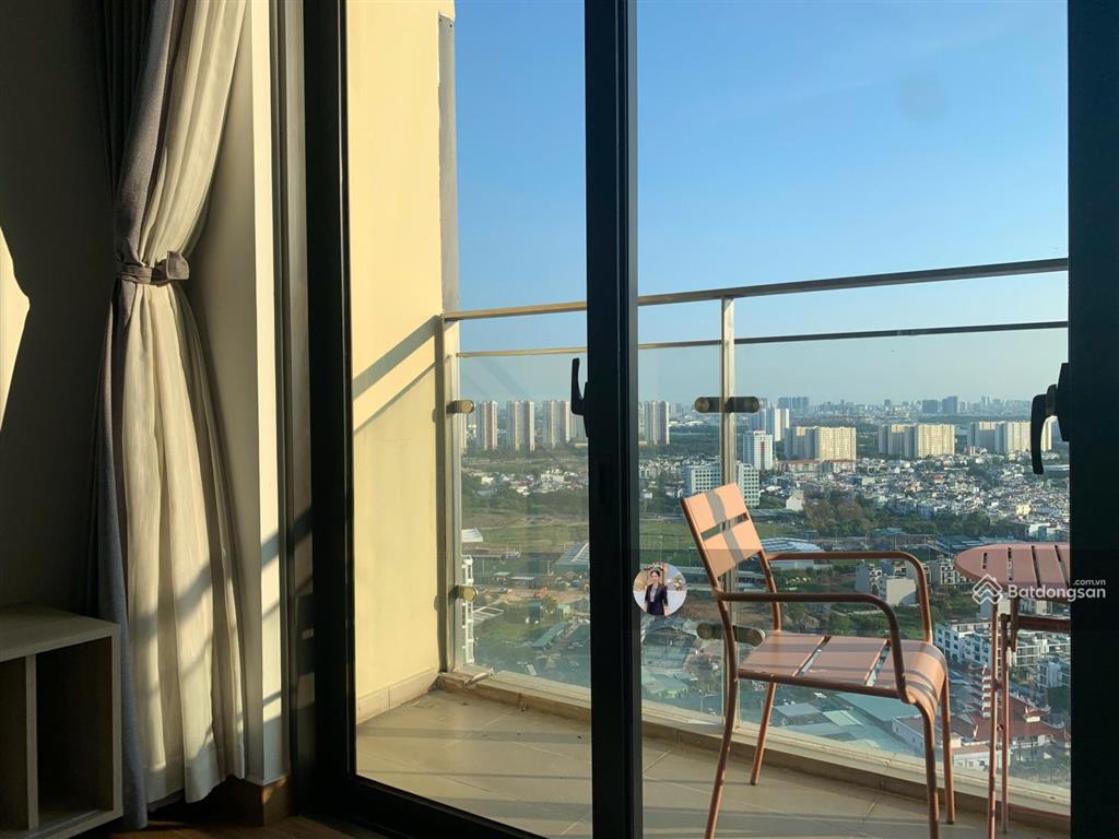 Nhà và hình thật 2 phòng ngủ giá 12,4 tỷ dt 89m2 view thoáng không chắn tầng cao