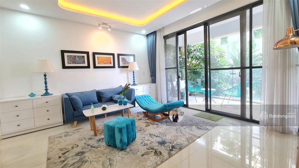 100% tin chính chủ sẵn sổ hình thật 3pn ban công rộng view hồ bơi dt 136m² giá 19 tỷ