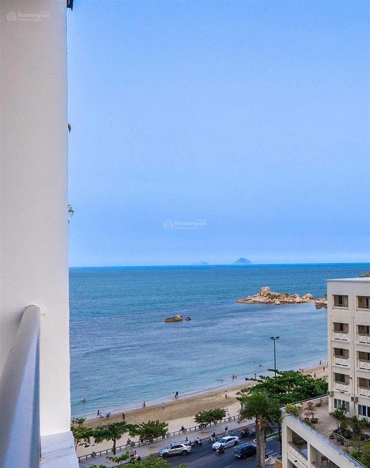 Bán căn hộ 922 toà oc2b view đông nam tầng thấp mường thanh viễn triều. giá 3 tỷ 890