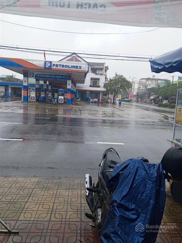 Cần bán nhanh mt kinh doanh đường phan châu trinh, an sơn, tam kỳ, đối diện cây xăng hòa hương