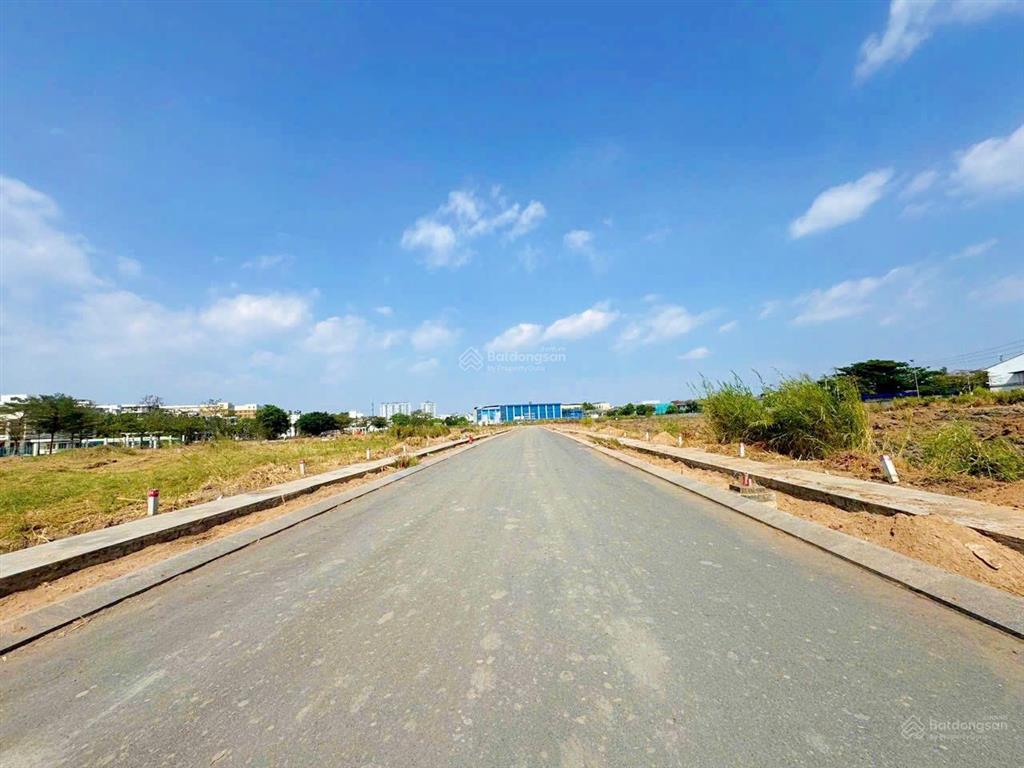 Đất đẹp full thổ cư mặt tiền đường số 5 đường nguyễn thị nhung vạn phúc city, sổ riêng từng lô