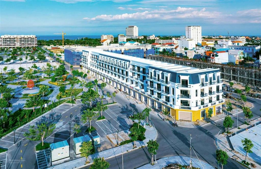 Chỉ 1,6 tỷ sở hữu nhà phố biển bình sơn ocean park, căn lk08, sổ hồng riêng, ck đến 14%