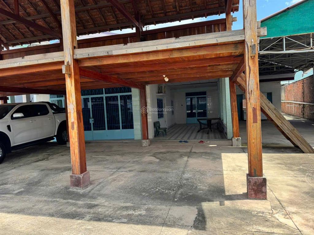 Bán gấp đất mặt tiền 18m ql22 sát trung tâm tp tây ninh