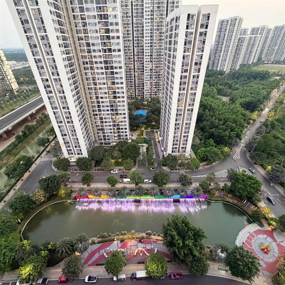 Bán căn 2pn+1 căn góc s6.01, giá 3.650 tỷ all in, view trực diện công viên cầu vòng và sông tắc