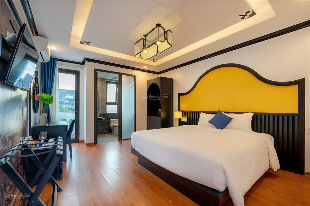 Siêu phẩm dòng tiền boutique 2 mặt tiền sát phố cổ hội an