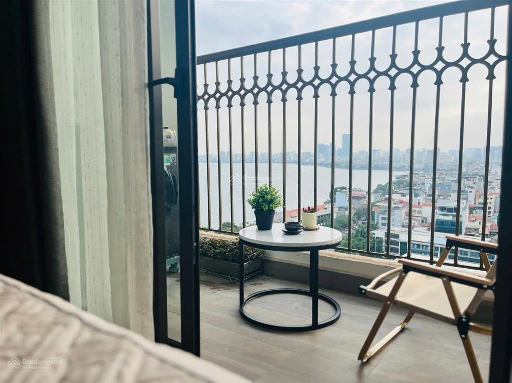 Cần bán căn 1 ngủ view hồ tây toà e1 d. el dorado hai con rồng hồ tây đã có sổ