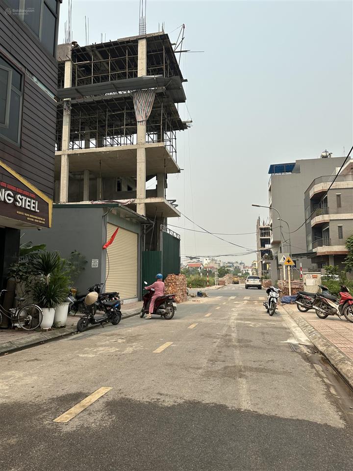 Bán lô đất đấu giá cạnh nhau 150 m2 mặt tiền 10 mét