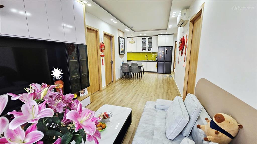 Chính chủ em bán căn góc 3 ngủ ecohome phúc lợi. 78m2. để lại nội thất. giá 3.7 tỷ. 0981 716 ***