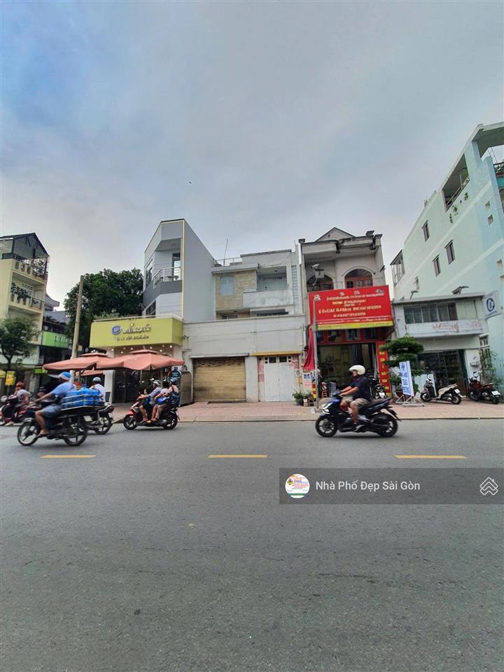 Bán nhà mtkd gò dầu tân phú. dt 7x32m đúc 4 tấm vị trí đẹp gần aeon mall tân phú. chỉ 32 tỷ