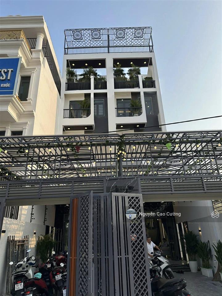 Siêu phẩm mặt tiền 4x26m thang máy đúc 1 lửng 3 lầu đường bờ kênh d28, hà huy giáp, thạnh xuân, q12