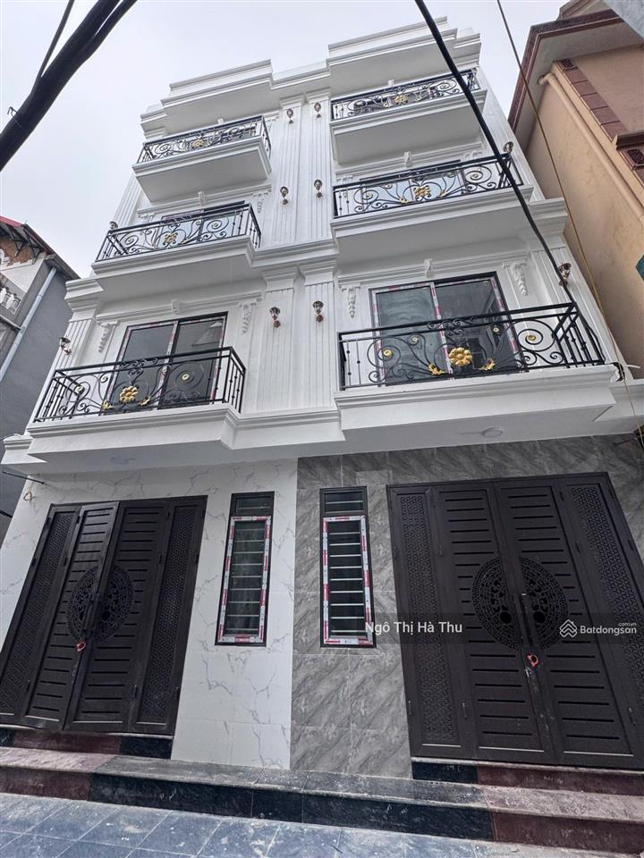 8.8 tỷ nhà 65m² 5 tầng 6 ngủ ô tô đỗ cổng giá tham khảo tốt trong khu vực long biên