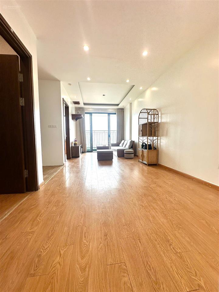 Hiếm có căn hộ 80m 2 ngủ căn góc chung cư 8c tạ quang bửu hai bà trưng, giá chào 6,x tỷ tlbst