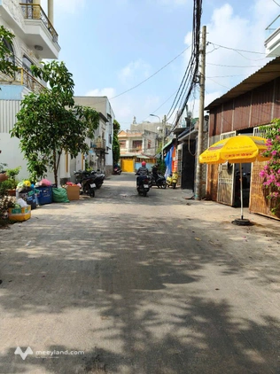 Bán lô đất gần chợ đầu mối Hóc Môn - 90m2 - giá chỉ 1,65 tỷ - gọi cho em xem gấp