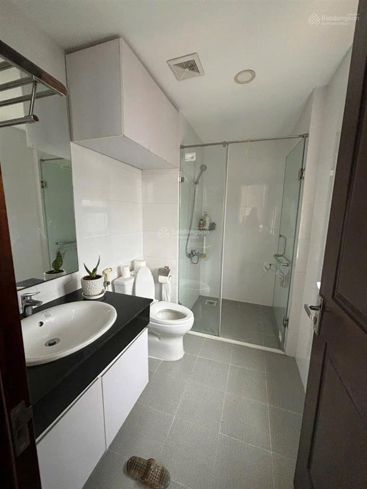 Cần bán gấp căn hộ 3pn 90m² căn hộ a10 nam trung yên giá tham khảo tốt trong khu vực