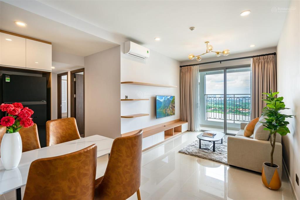 Bán nhanh căn hộ saigon royal 88m2 , full nt giá 12.5 tỷ 0918 753 ***