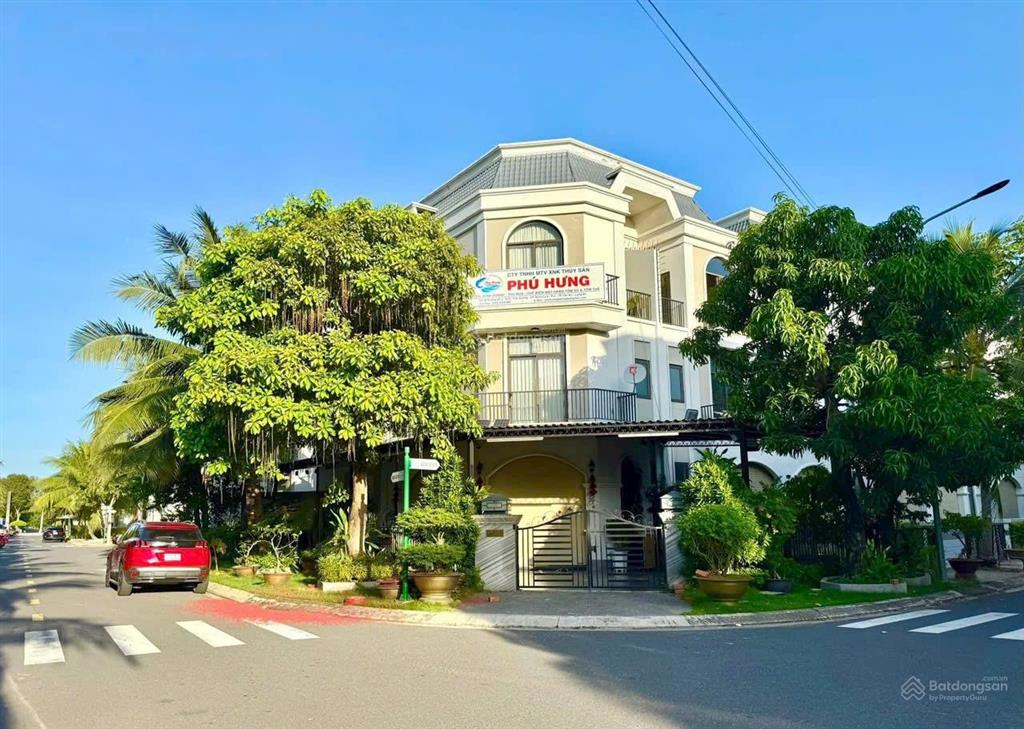 Bán căn villa giá chỉ hơn 4 tỷ