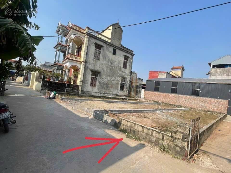 Lô góc thoáng 71,5m2 tại sở đông, nghĩa trụ, hưng yên chỉ vài chục mét ra tới cổng phụ đh bách khoa